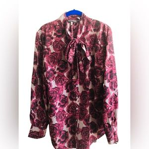 Kristin Davis Flower Blow Shirt